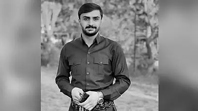 گەنجێکی وەرتێ لەکاتی داگیرساندنی مۆلیدە گیانیلەدەستدا